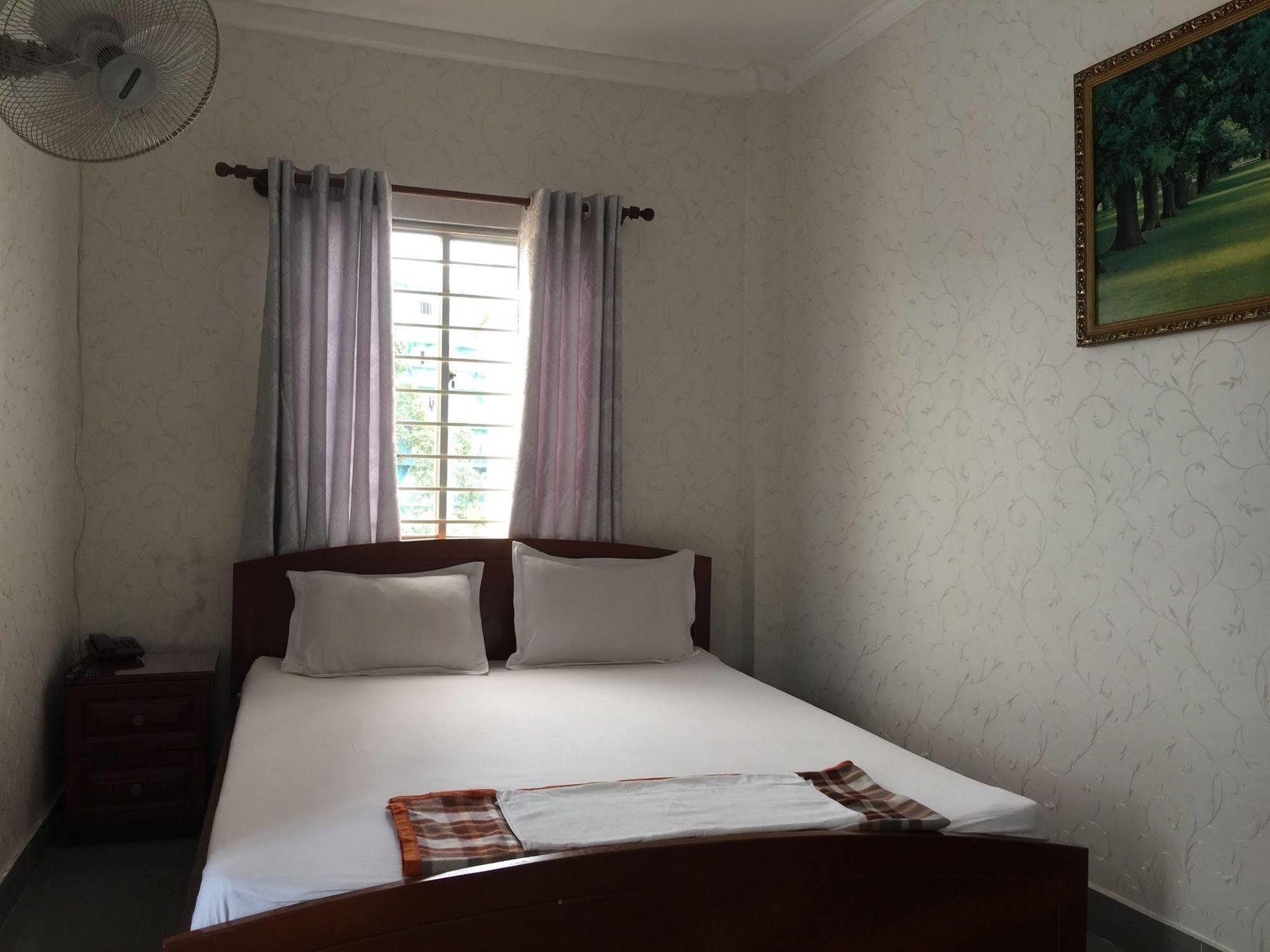 הו צ'י מין סיטי Hong Vinh Hotel מראה חיצוני תמונה